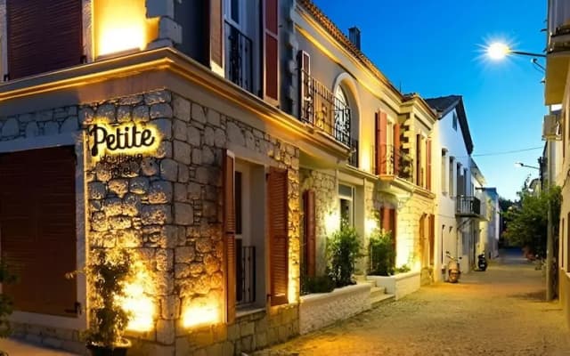 Petite Boutique Apart Hotel