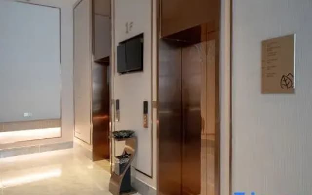 Vienna 3 Best Hotel (Huangshi Railway Station Xialu District Government)