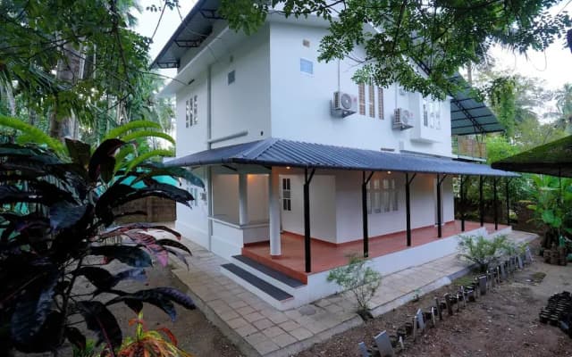 Riverside GuestHouse