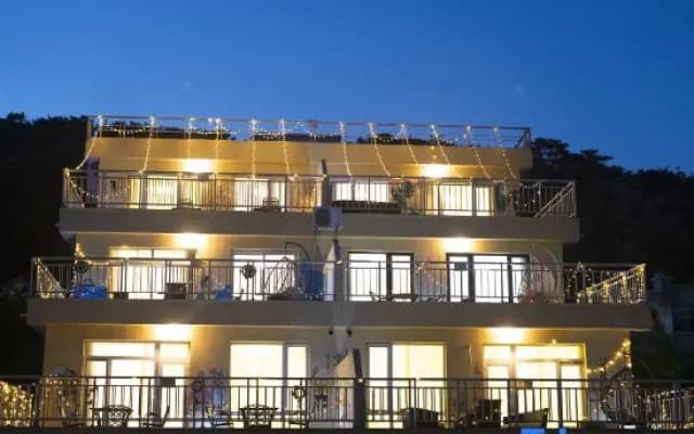 Yuehai Huan Ting Homestay