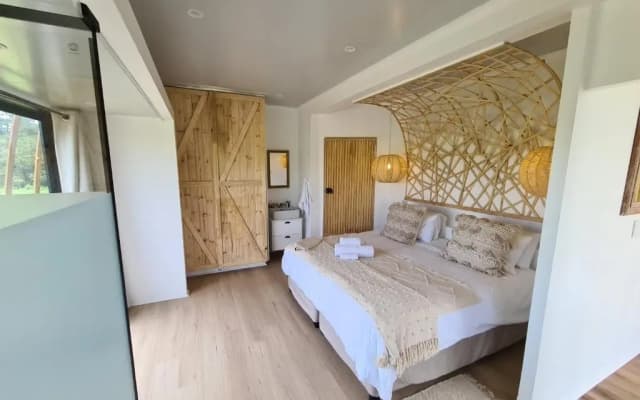 Buff & Fellow Eco Cabins