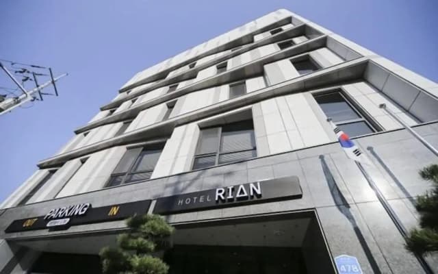 Changwon Jinhae Hotel Rian