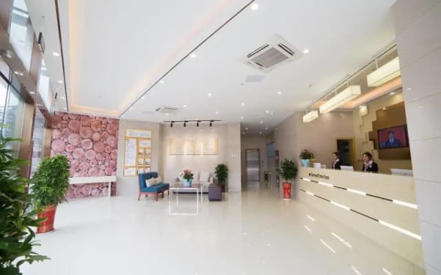 GreenTree Inn ZhenJiang Jurong City Tianwang Town Tianzheng Square