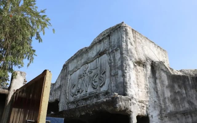 Brys Caves The Jungle Resort