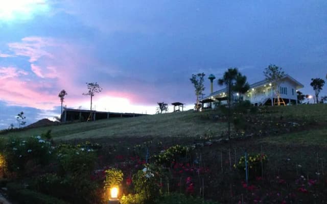 Khaokor Whitehome Resort