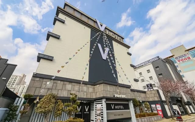 Busan Gangseo Sinho-dong V Hotel