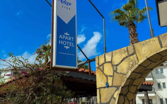 Apart Hotel Adora