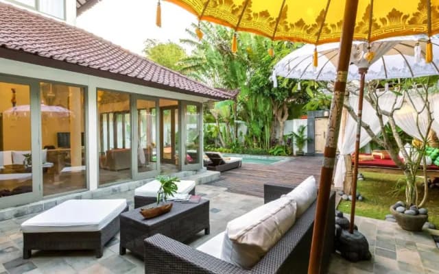 Luxury Villa Kudeta 300m BEACH and heart of Seminyak