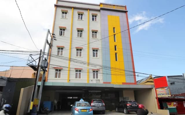 Airy Tamalate Andi Tonro 63 Makassar