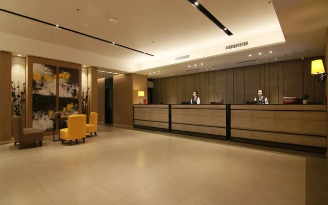 Homeinns Plus Shenyang Hunnan Olympics Centre