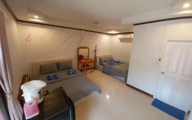Wilailak Bungalow @ Koh Srichang