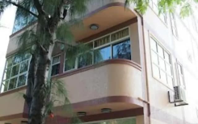 Elite Beach Inn