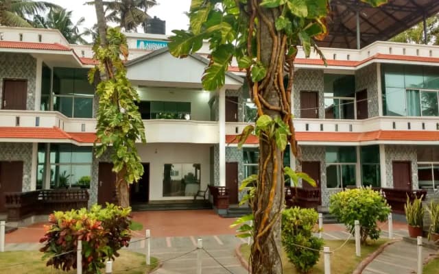 Clafouti Beach Resort