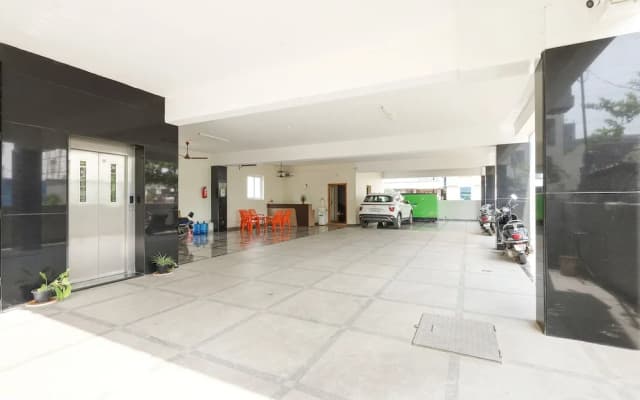 Fabhotel Karthikeya Residency