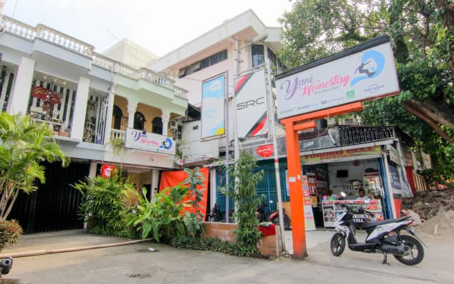 Yani Homestay