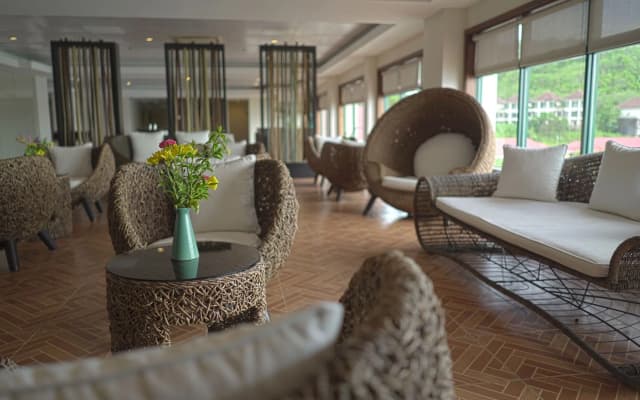 Canyon Cove Resort