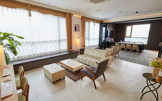 Chisun Hotel Seoul Myeongdong