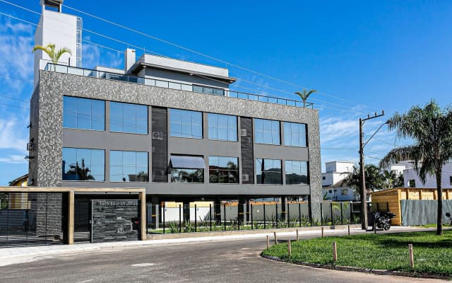Studio Em Condomínio C/ Piscina 700m Praia Sti210