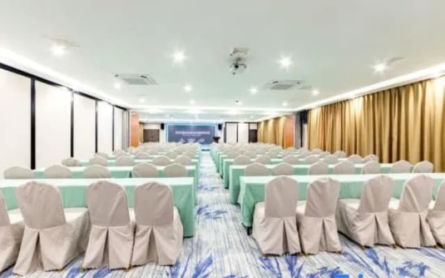 Xana Hotelle Hotel (Sanya Haitangwan International Duty-Free City)