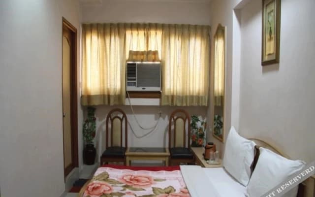 Hotel Maruti