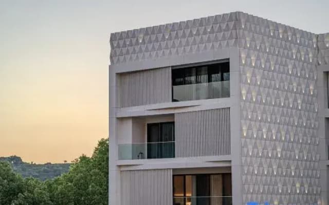 Q Collection Hotel & Resort