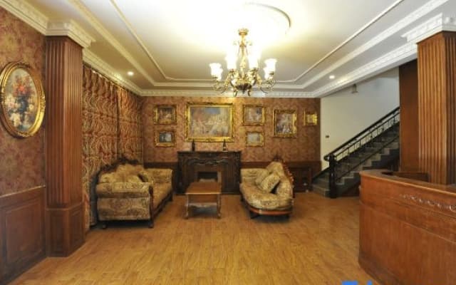 Yangshuo Bruce Residence (Qiangu Scenery Area Shop)