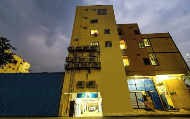 Fabhotel Vk'S Gandimaisamma