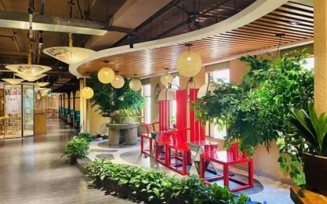 Season Jingdian International Hotel