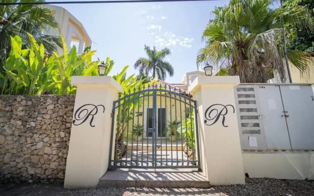 Room-2br Caribbean Condo In Cabarete Cen