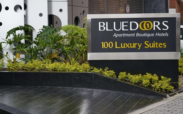 100 Luxury Suites by Preferred