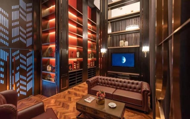 Ames Hotel