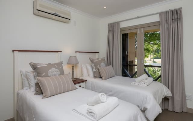 San Lameer Villa Rentals 10430