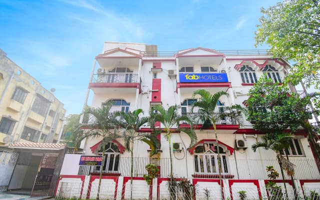 Fabhotel Saltlake Regency
