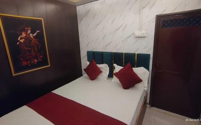 Radha Krishna Home