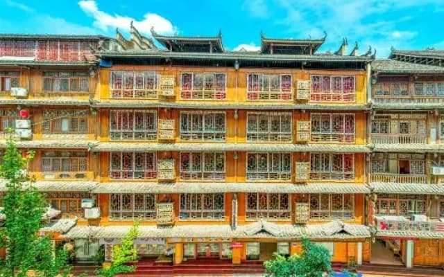 Sanjiang Tiramisu Theme Hotel (Fengyuqiao Branch)