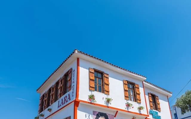 Bozcaada Lara Hotel