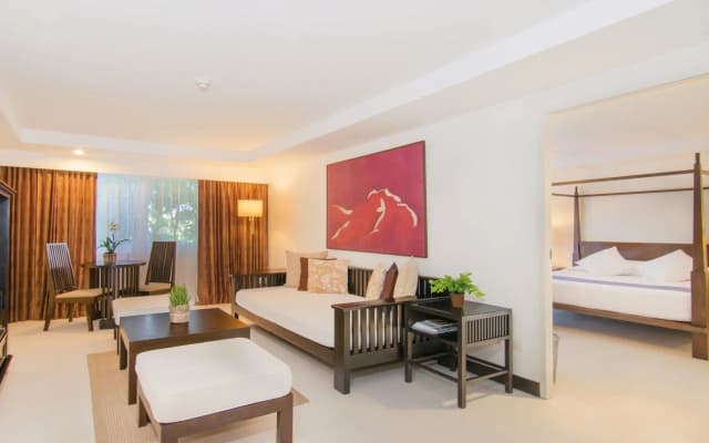 Veranda Lodge Hotel