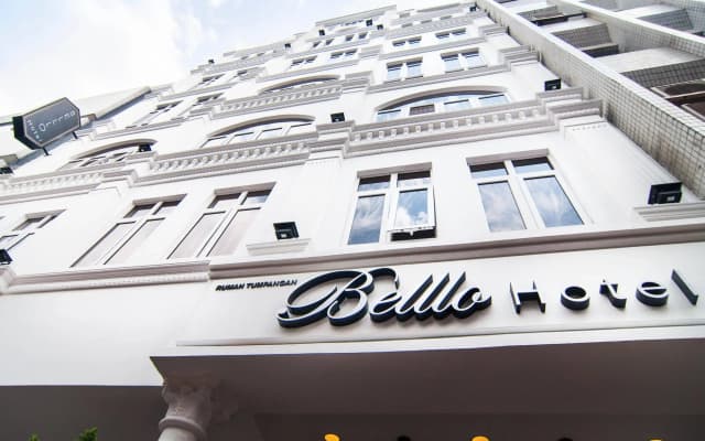 Belllo Hotel JB Central