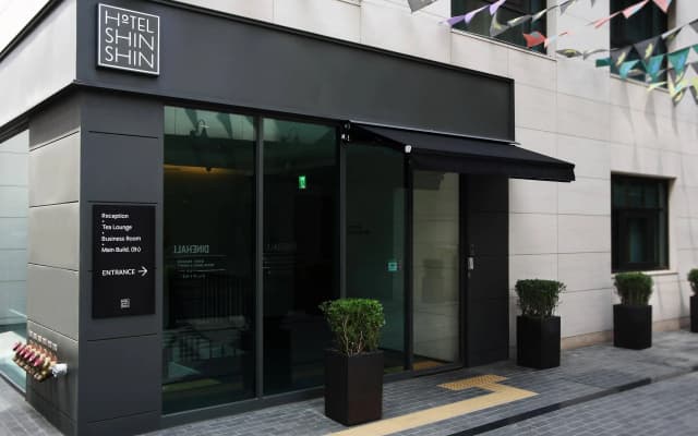Seoul Hotel ShinShin Myeongdong