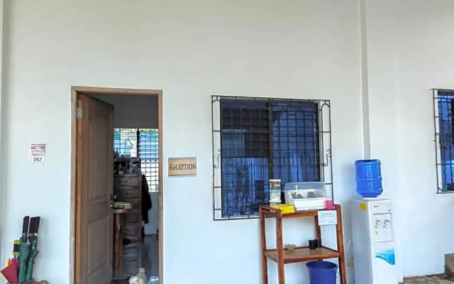 Divers Lodge Plumeria