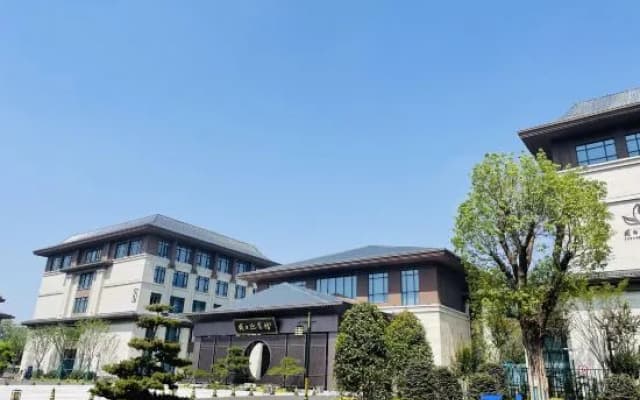 Zhoukou City Guest House