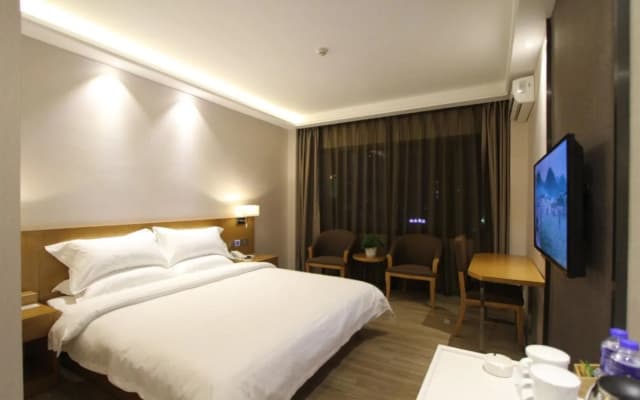 Starway Hotel Zhuhai Haibin Park