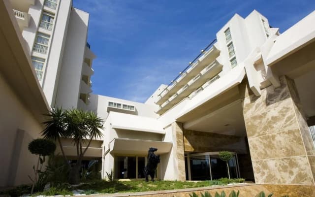 Fantasia Deluxe Hotel