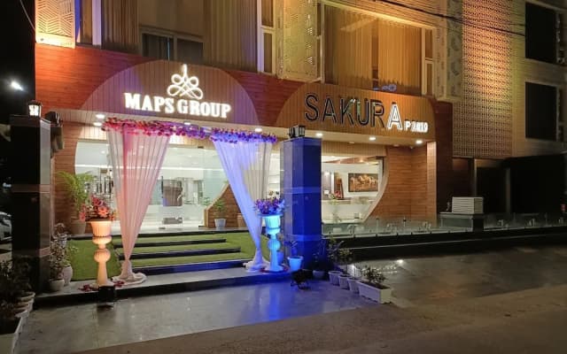 Hotel Sakura by Maps, GURGAON