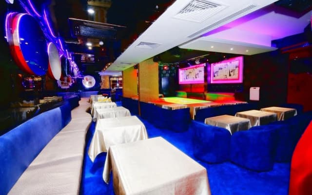 Royal Falcon Hotel