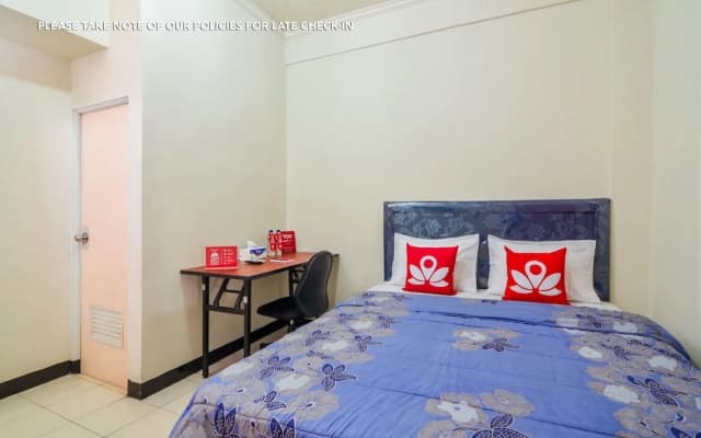 ZEN Rooms Basic near BTC
