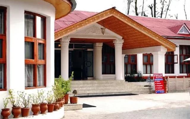 Jamal Resorts