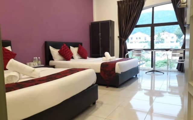 Max Ferringhi Hotel