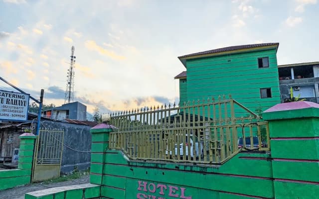 Hotel O Surya HotelNearTaman Anggrek Pkk Watansoppeng