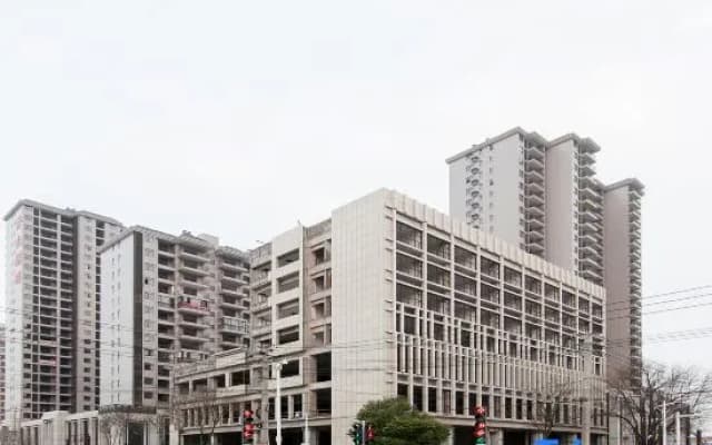Jetour Hotel